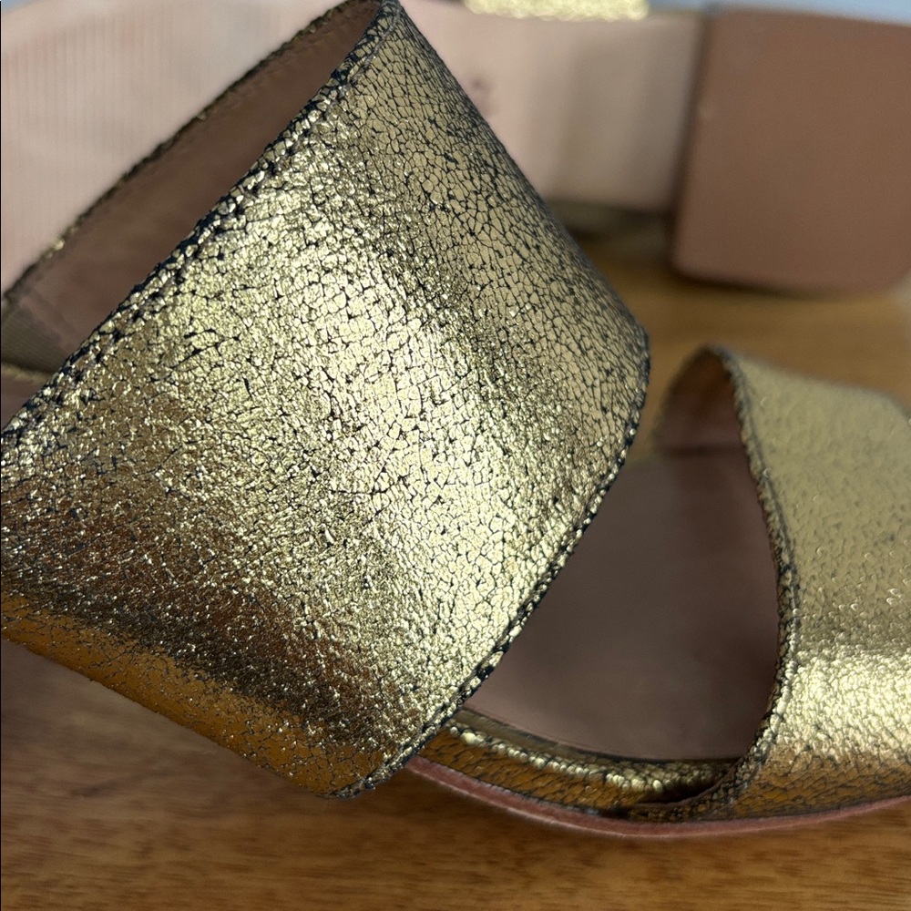 Bernardo Y2K Bri Metallic Gold Crackle Leather Slide Sandals Chunky Heel - Picture 5 of 10